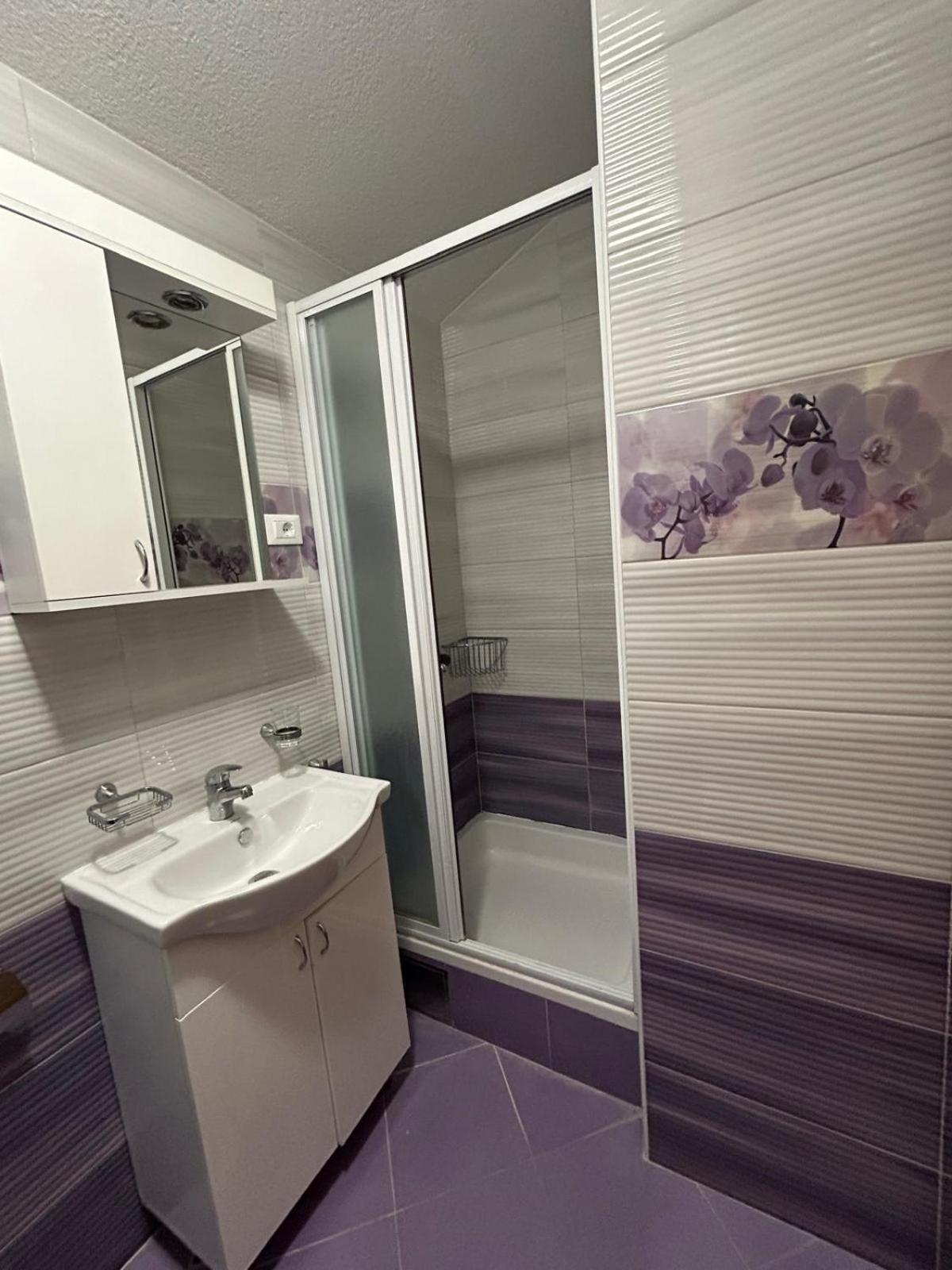 Apartment Lovre Topic Baska Voda Exterior photo