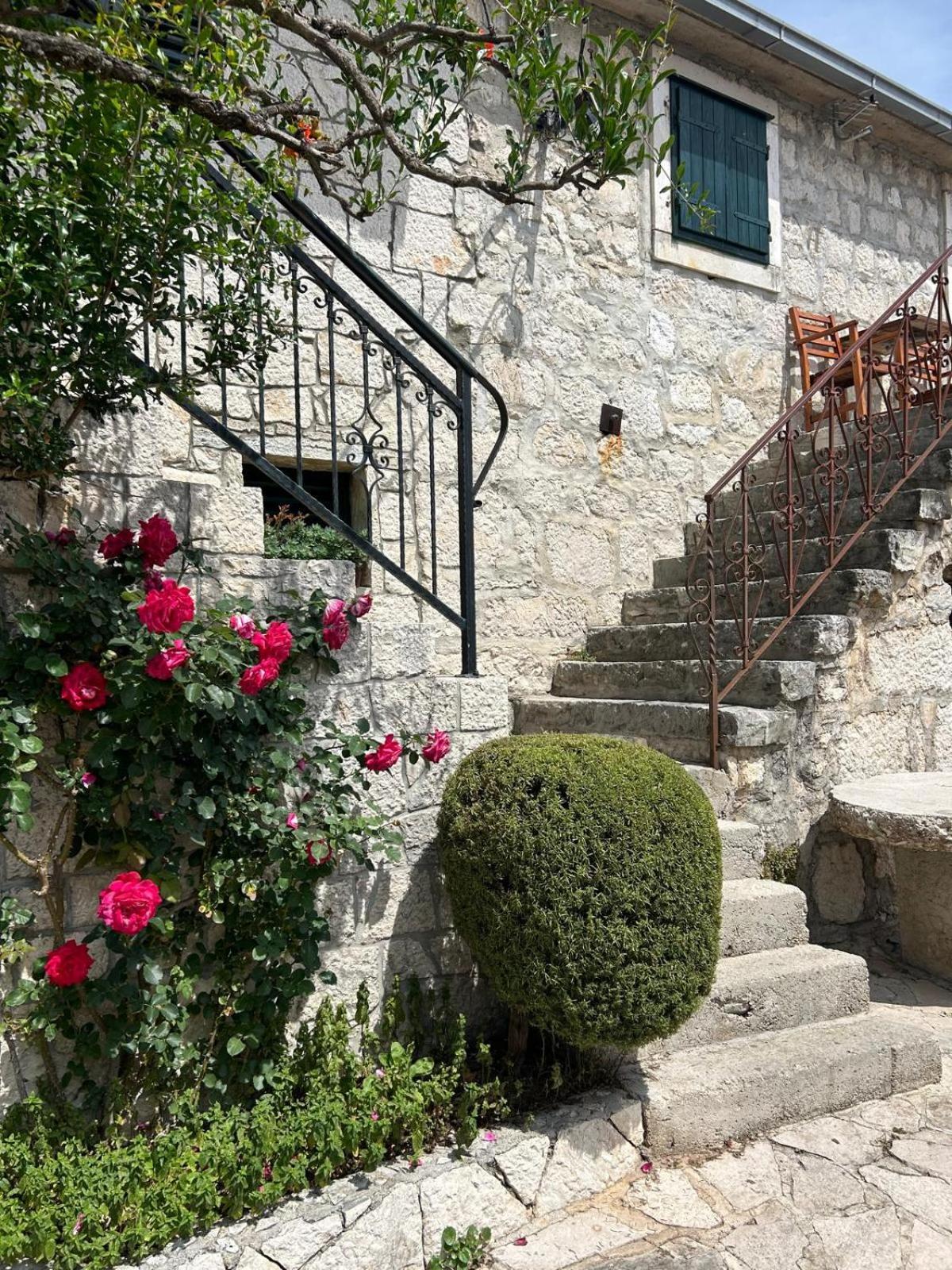 Apartment Lovre Topic Baska Voda Exterior photo